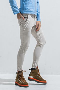 EDGE NYLON PT / 【定番】 ナイロンマイクロファイバー エコレザーライン スキニーイージーパンツ (グレージュ) (4月末頃入荷予定) ※オーダー締切:2月15日(日)18時