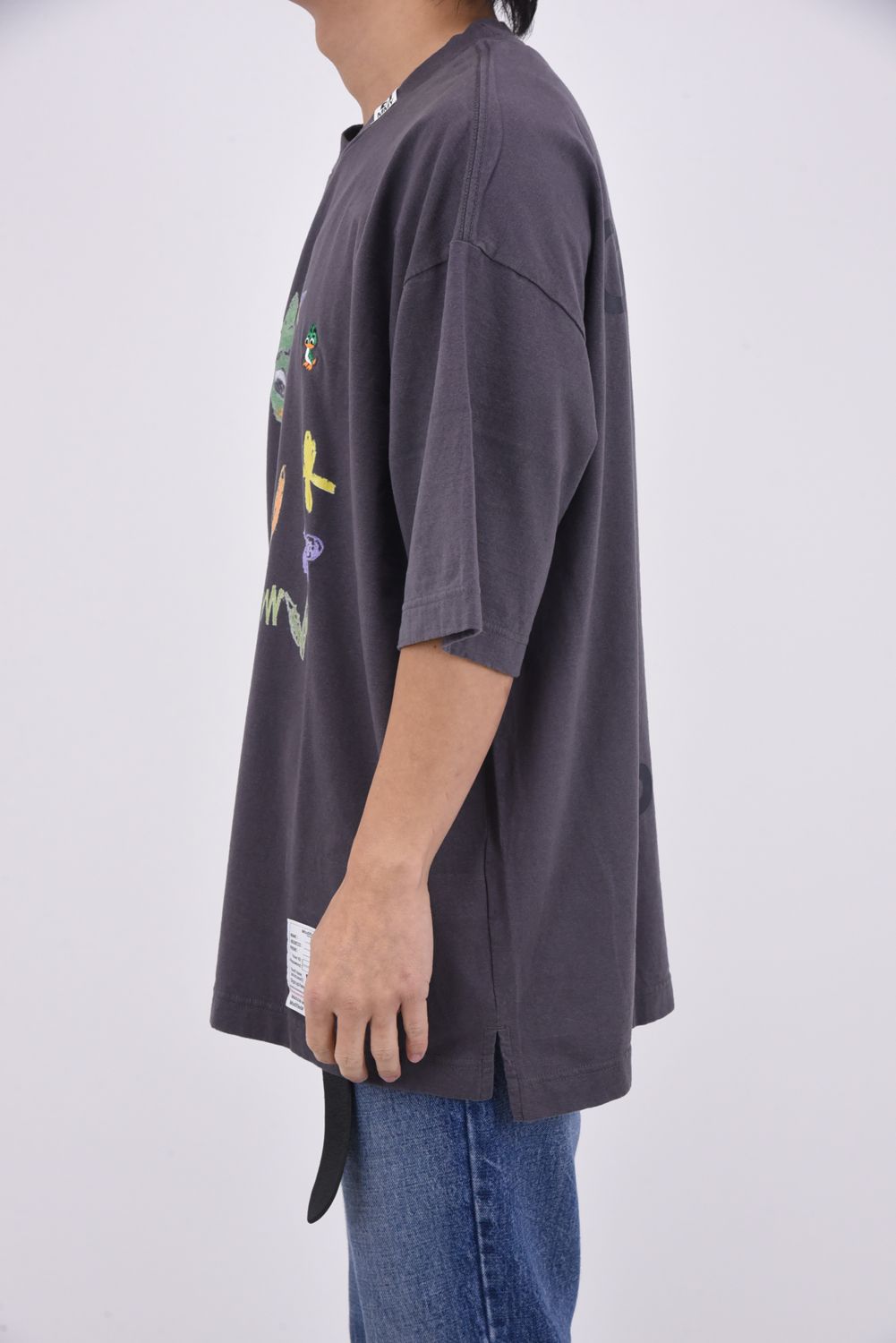 LEON KIDS DOODLE T-shirt / キャラクタープリント 刺繍ワッペン Tシャツ (ブラック)