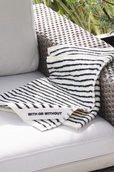 Face Towel / シルク混 フェイスタオル (ホワイトストライプ)