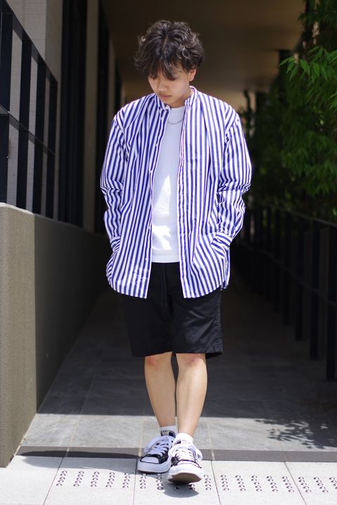 【colon × White Mountaineering】 ストライプシャツを軽快に