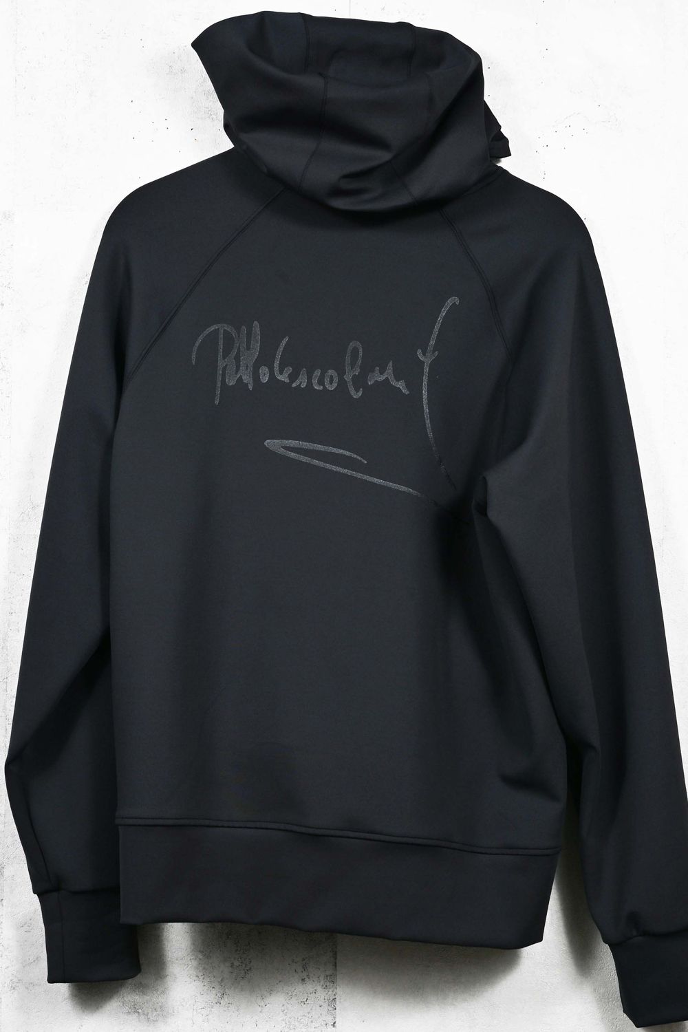 SIGN ZIP HOODIE / サインプリント ジップアップパーカー (ブラック) (2月上旬入荷予定) ※オーダー締切12/13(土)17:00