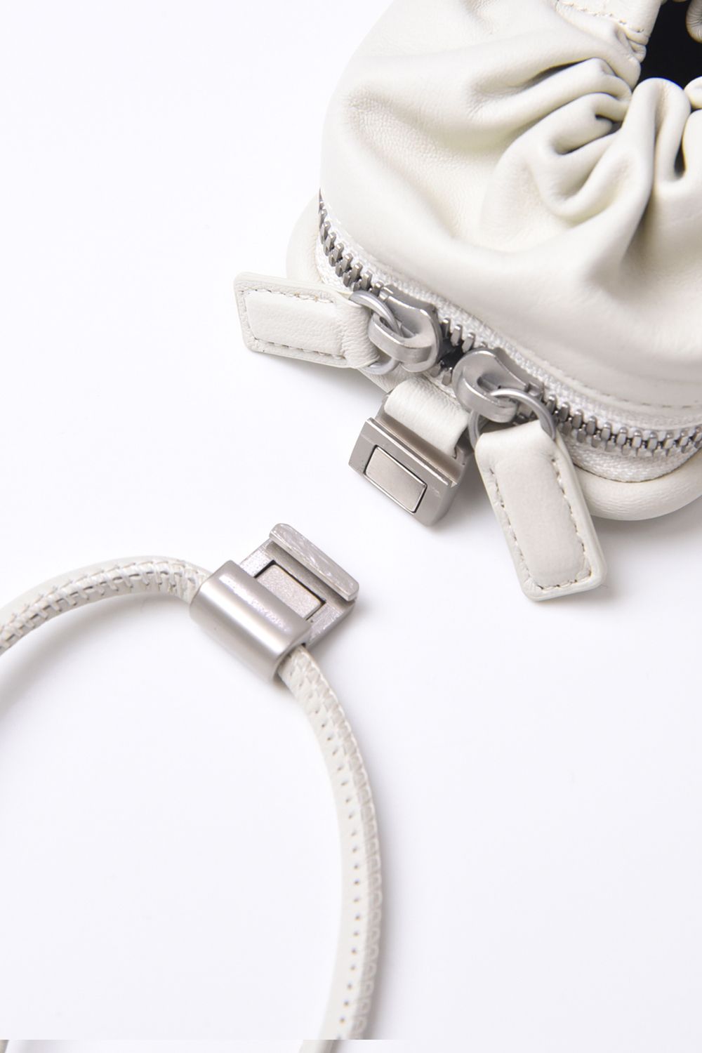 EXCHANGE-SHOULDER-PURSE-SET / ストラップ付き MagSafe対応 ショルダーコンポジションパース(マシュマロ)