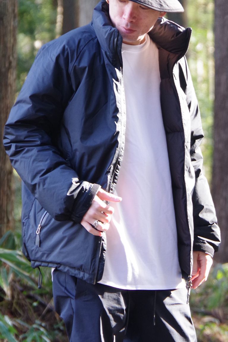NANGA - AURORA STAND COLLAR DOWN JACKET / オーロラ スタンドカラー 