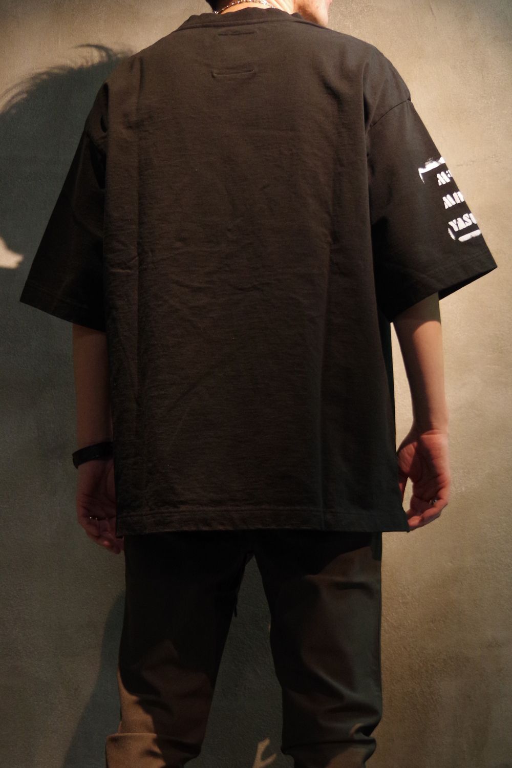PRINTED TEE 1 / プリントロゴ クルーネック 半袖Tシャツ ブラック