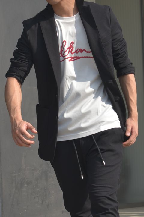 【このクオリティでジャージ⁈】AKMの新作を着てみた。