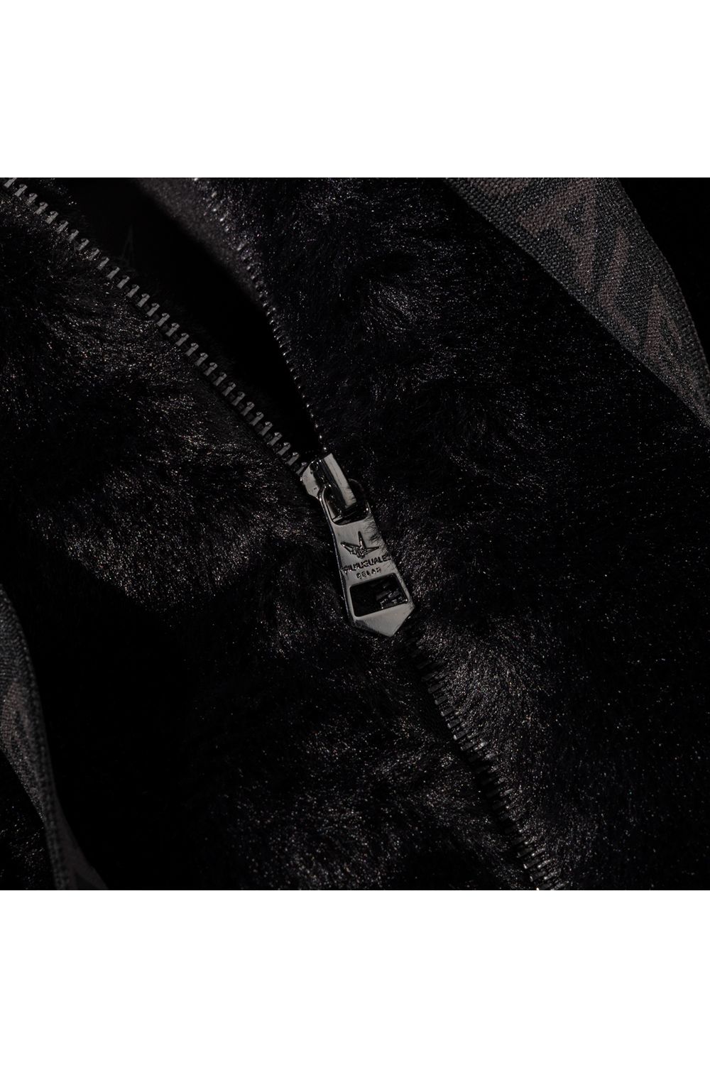 FUR BLOUSON WITH LOGO ON THE HEM / リブ フーデッドファーブルゾン (ブラック) (9月上旬入荷予定)