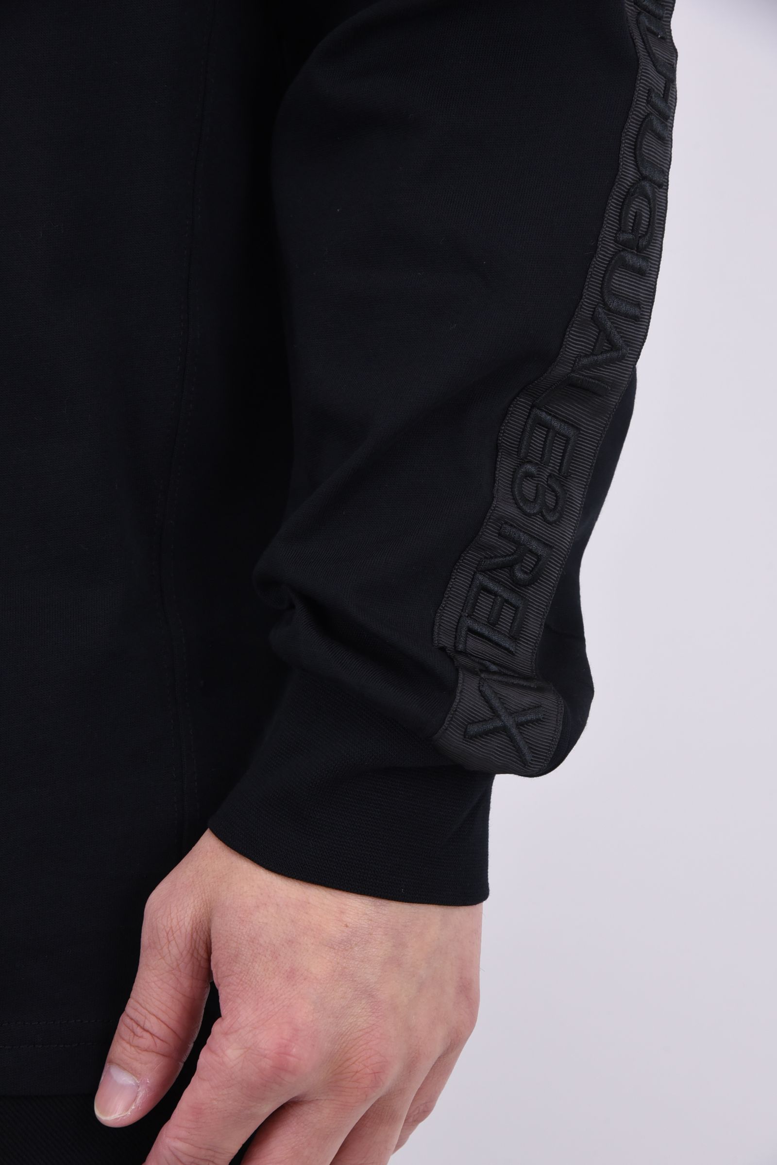 TAPE LOGO LONG T-SHIRT / テープロゴ ロングスリーブ (ブラック)