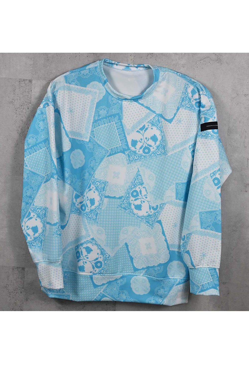PAISLEY  BACK FLEECE DROP TRAINER / 裏起毛 ペイズリー柄 ルーズ トレーナー (ブルー) (10月中旬入荷予定) ※オーダー締切：9月1日(月)18:00