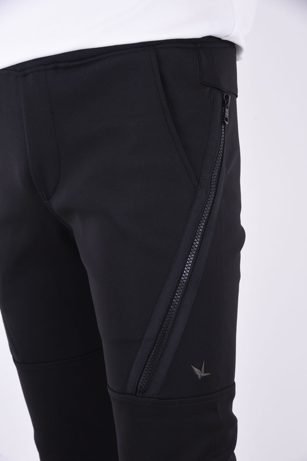 113 SPORT / THESAINT MAFIA DIAGONAL ZIP PT  SOLID BLACK / ダイアゴナル ジップパンツ ソリッド ブラック
