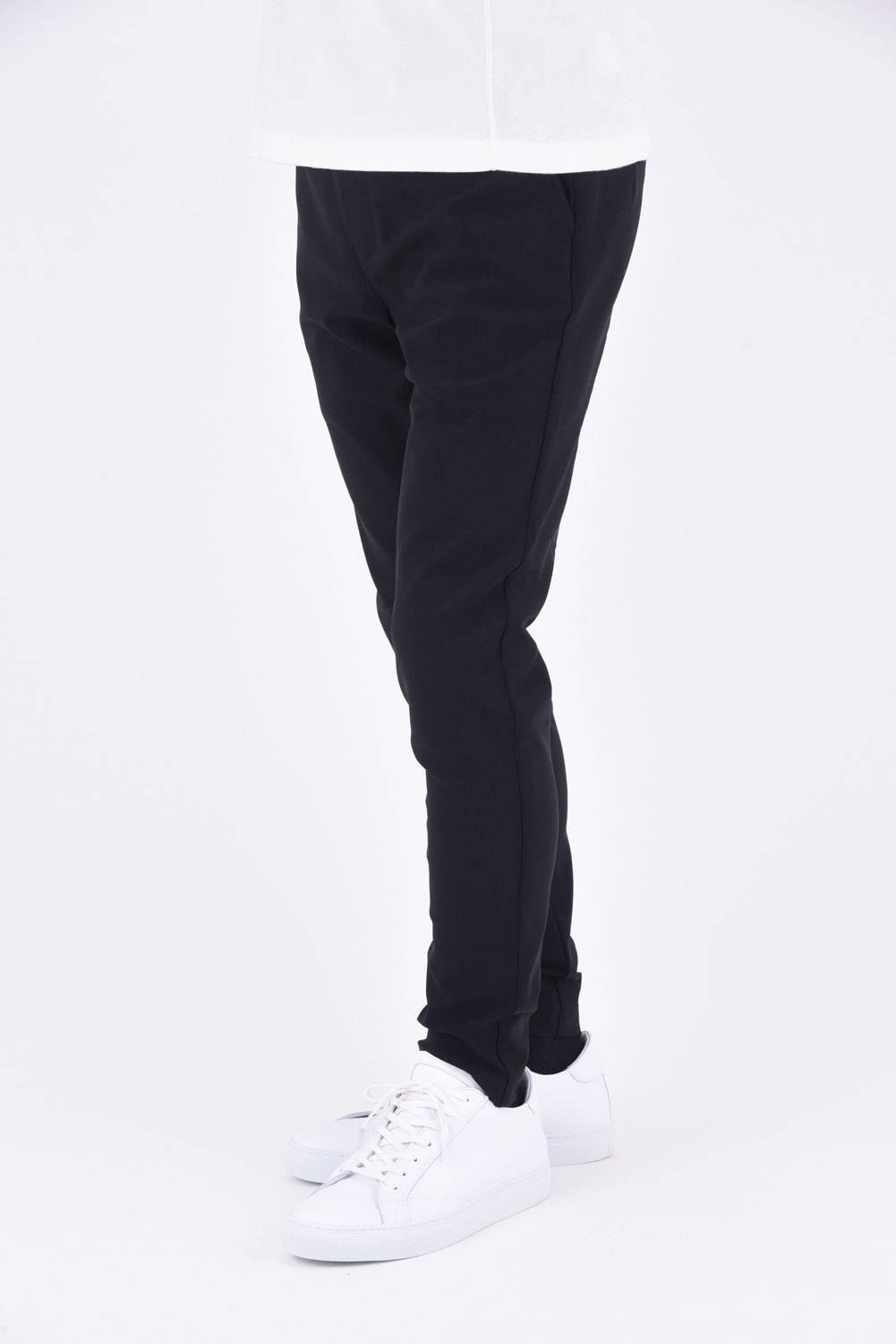 SL EASY PANTS / スラックス型イージーパンツ ブラック