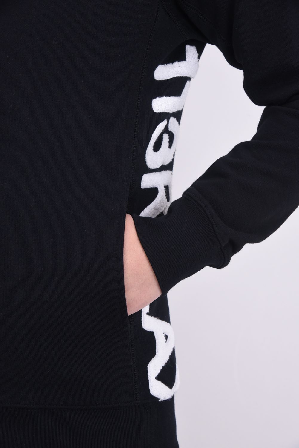 SHINING STONE ZIP HOODIE /  サガラ刺繍 ラインストーン ジップ パーカー ブラック