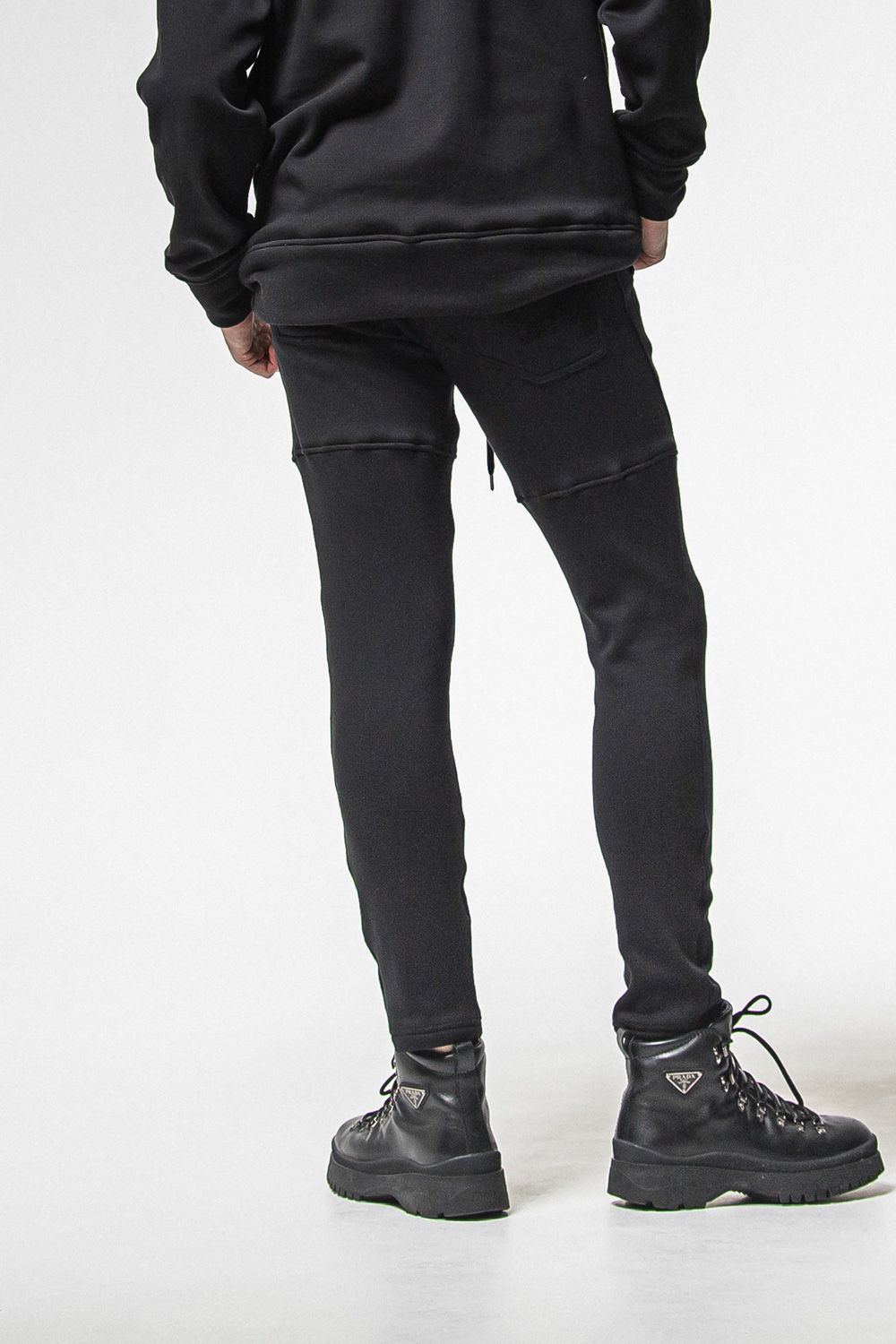 VELOURS FLEECE TYLER PANTS / ベロアフリースボア スキニータイト サイドライン イージーパンツ (ブラック) (11月中旬入荷予定) ※オーダー締切：9月1日(月)18:00