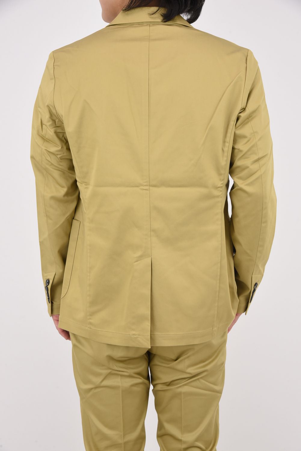 【25AW】 BRIGHT STRETCH JACKET & SLACKS / 微光沢素材 ストレッチジャケット&スラックスセットアップ (ベージュ)