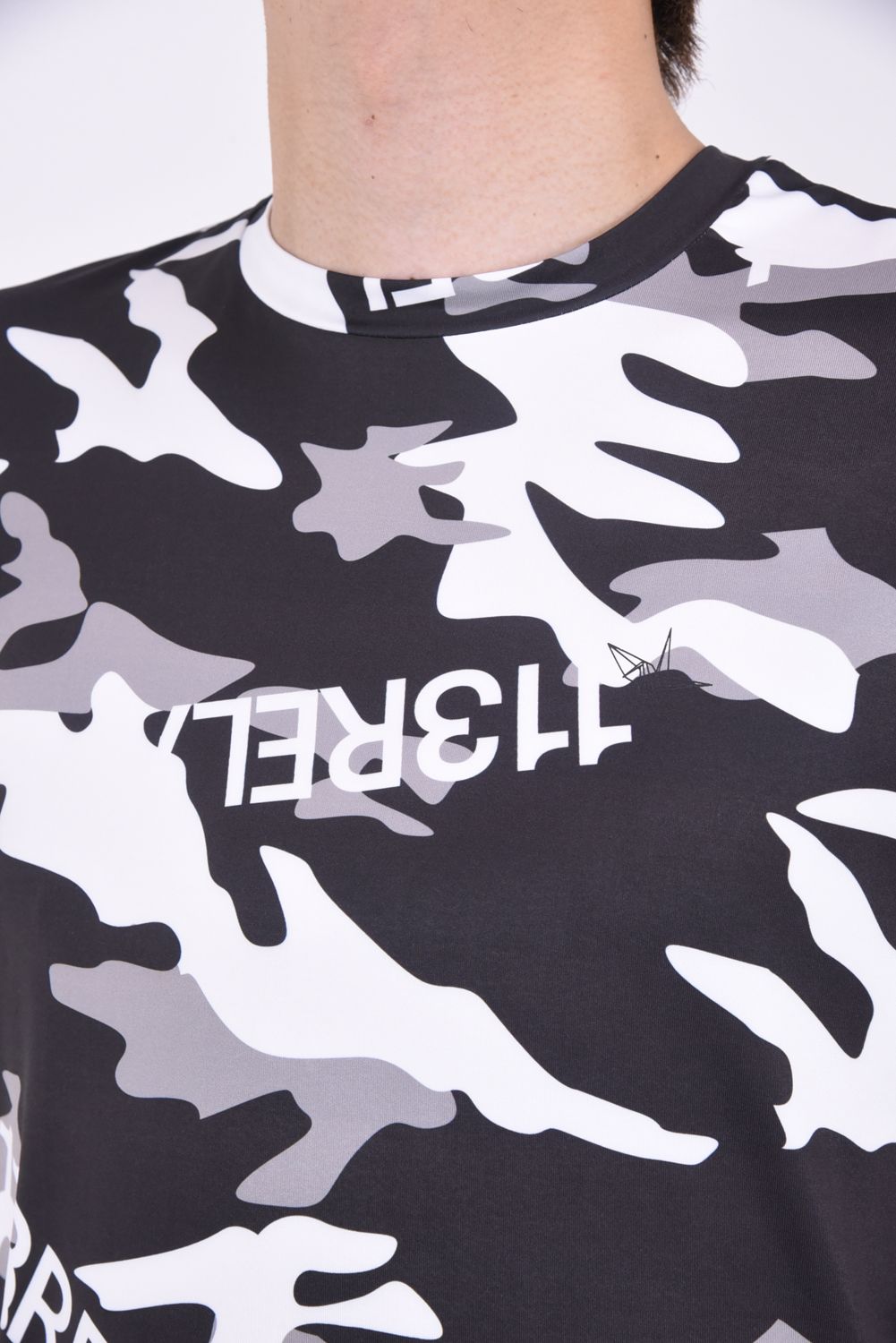 CAMO LOGO T-SHIRTS / オリジナルカモフラ柄 半袖ラッシュガード ブラック