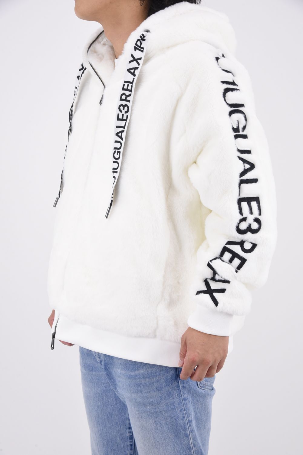 BOA LOGO HOODIE / ワイドスピンドル 袖ロゴ ファーブルゾン ホワイト