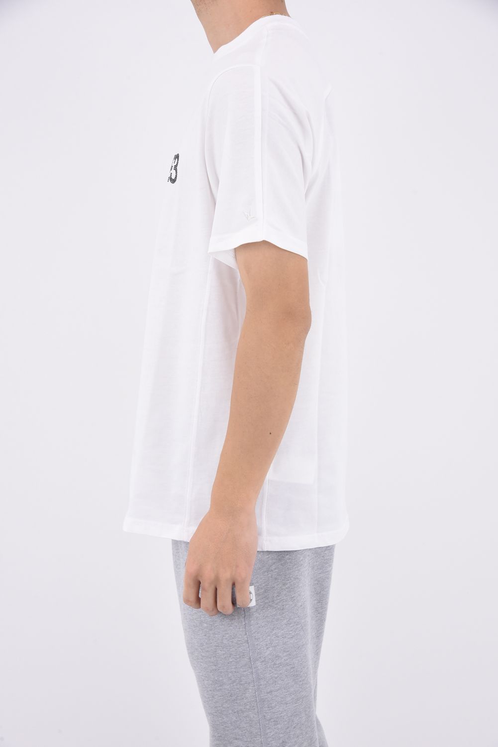 RHINESTONE T-SHIRT / グラデーション ラインストーンロゴ クルーネックTシャツ ホワイト