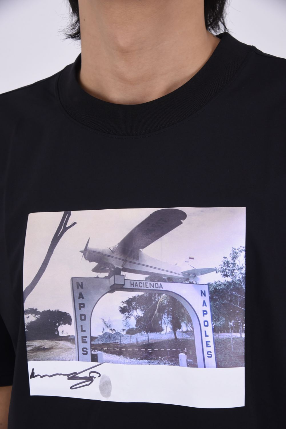 HELI OVERNYLON T / ナイロントリコット フォトプリント オーバーサイズ Tシャツ (ブラック)