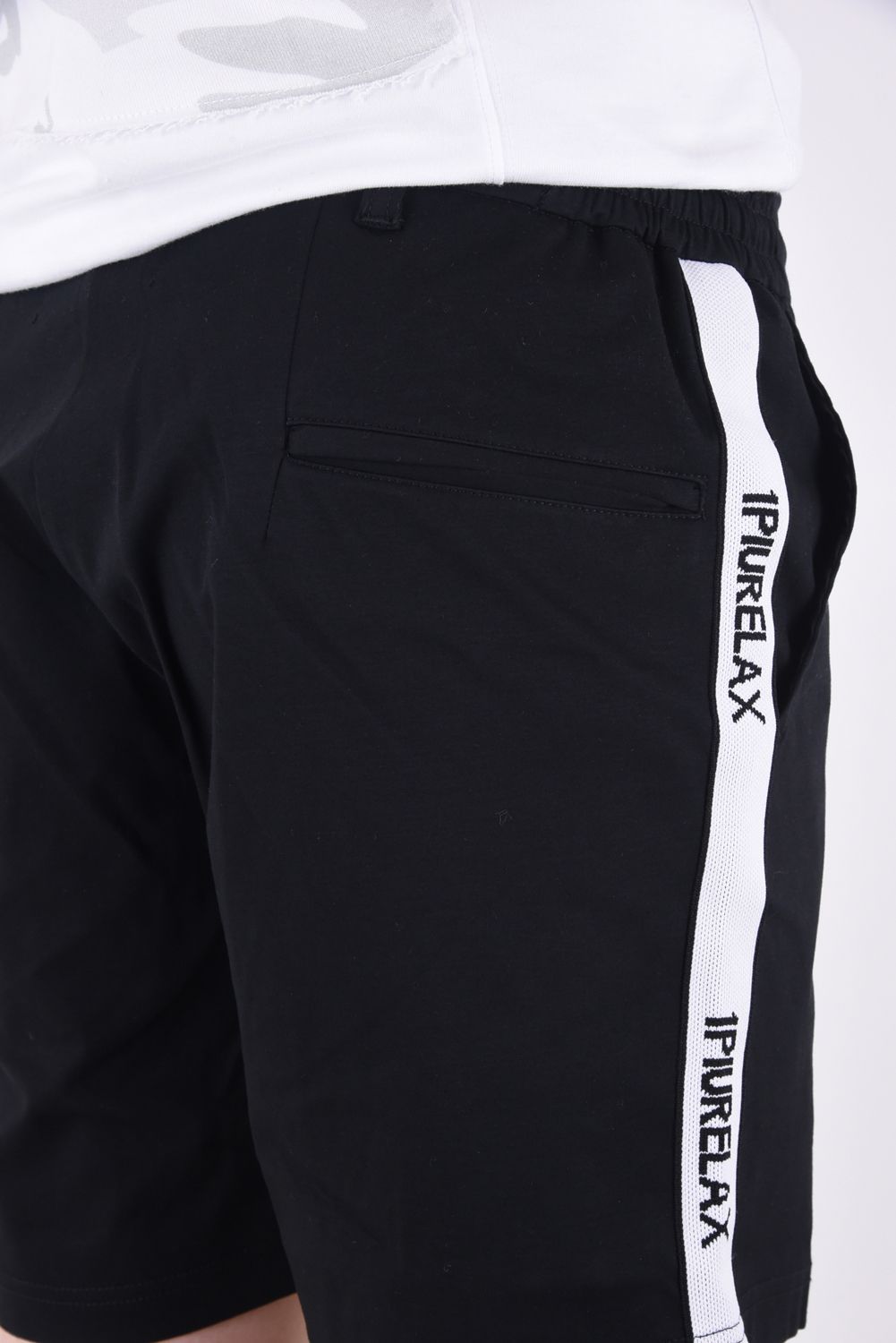 SILKET LINE HALF SLACKS  / サイドラインシルケットハーフスラックス ブラック