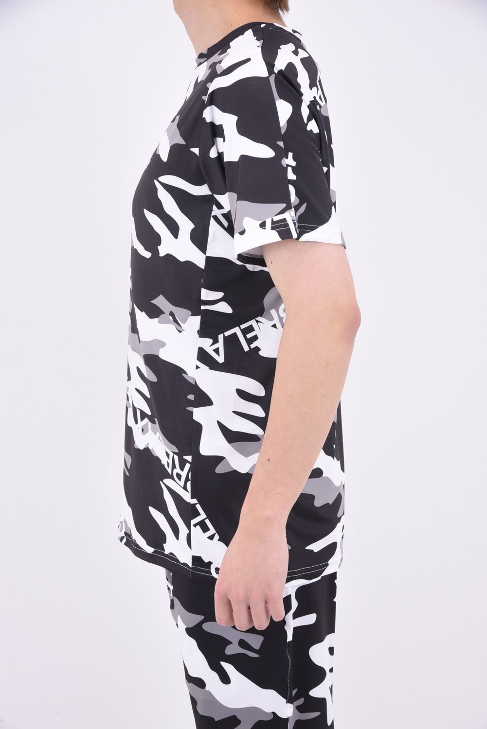 CAMO LOGO T-SHIRTS / オリジナルカモフラ柄 半袖ラッシュガード ブラック