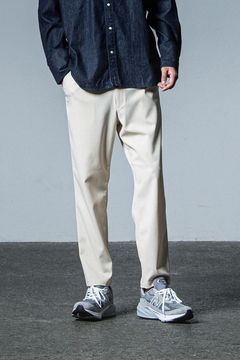 PAT WIDE EASY PANTS / ワイドテーパード イージースラックス (ベージュ)