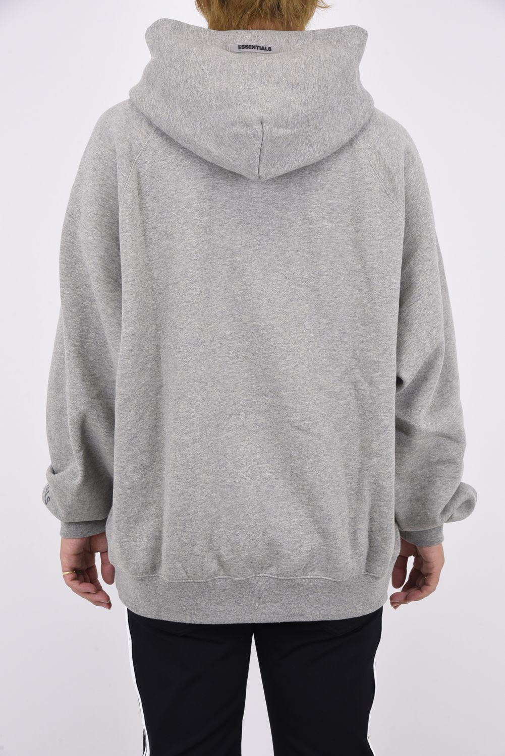 FOG ESSENTIALS - ESSENTIALS FRONT LOGO HOODIE / 裏起毛 フロント 袖