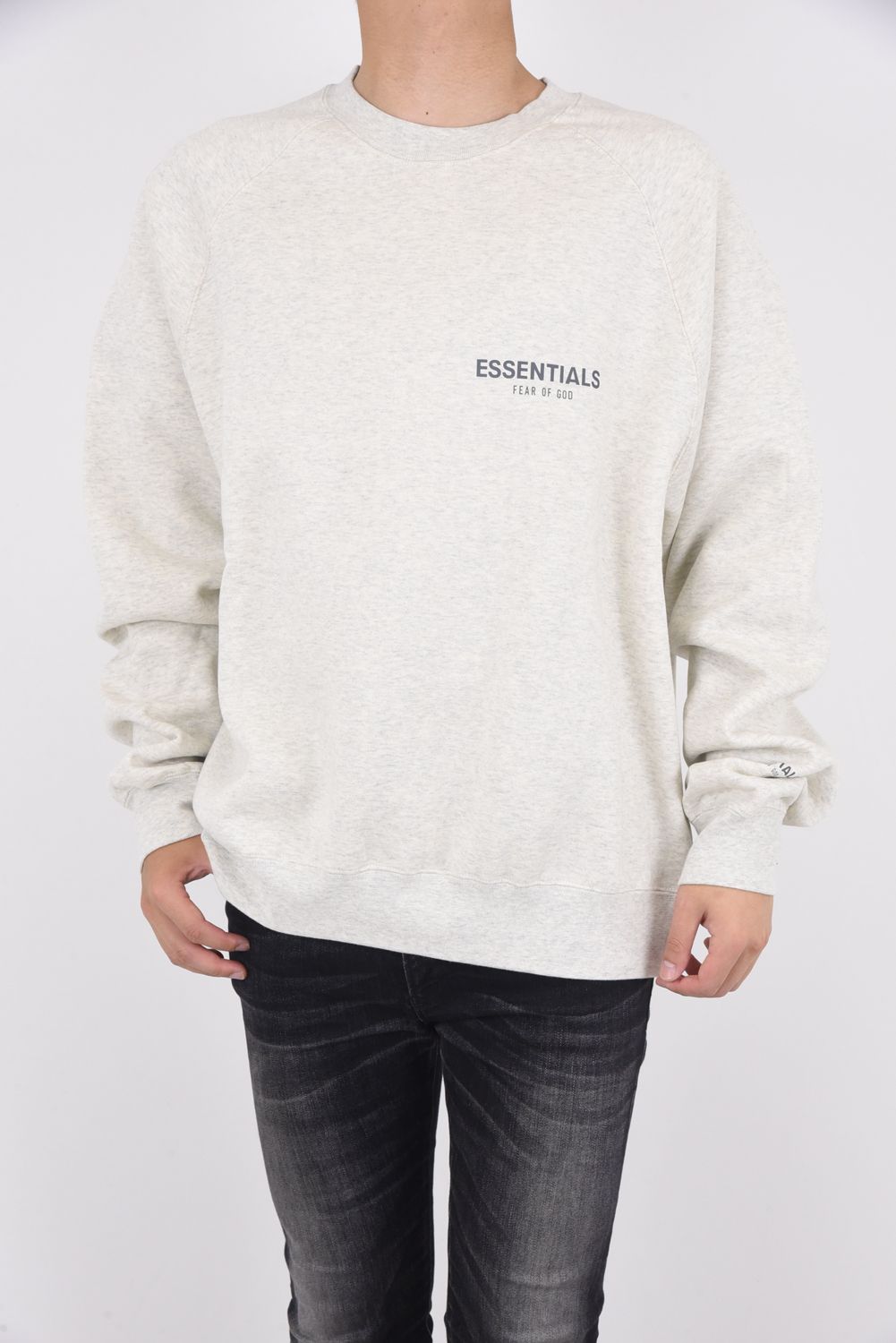 フィア オブ ゴッド エッセンシャルズ FEAR OF GOD ESSENTIALS ■ 23SS 【 Raglan Hoodie 】 フロント ラバー ロゴ ラグラン フーディ パーカー w16199