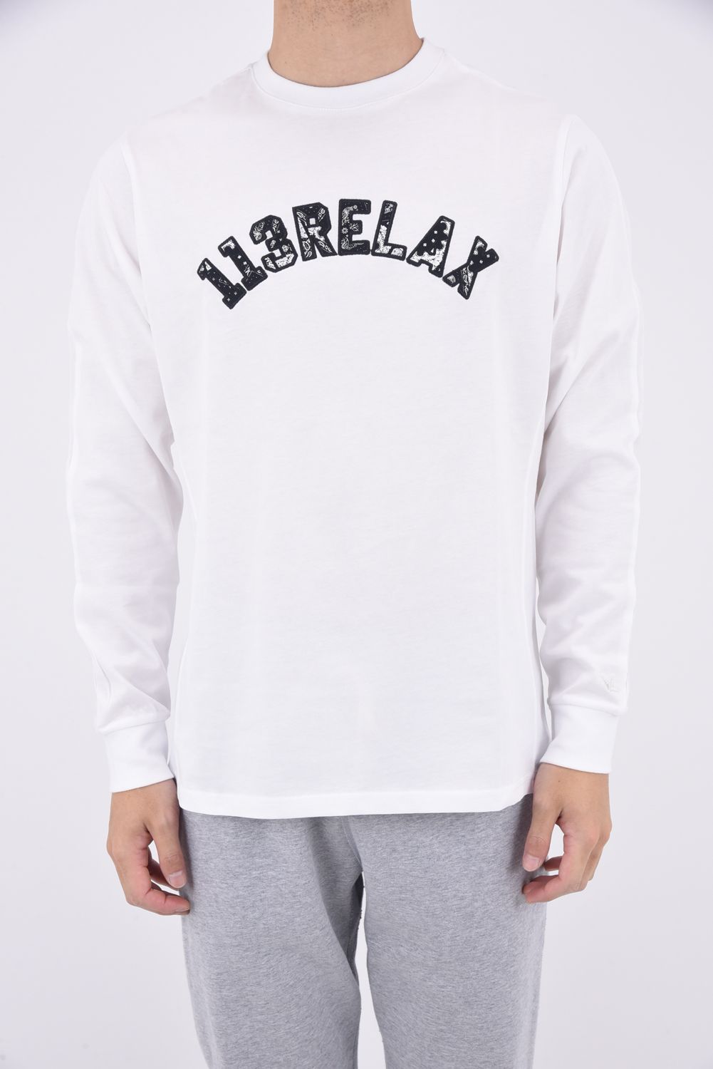 PAISLEY LOGO LONG T-SHIRT / ペイズリーロゴ ロングスリーブ クルーネックTシャツ ホワイト