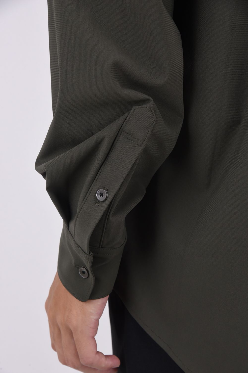 NYLON JACK SHIRTS / 【定番】 Aラインシルエット ナイロンシャツ カーキ
