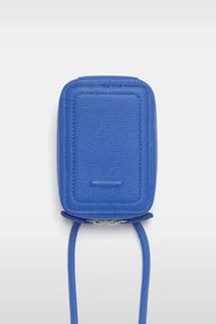 STRAPPED-ACCESSORY-MICROBAG / ストラップ付き MagSafe対応 ショルダーマイクロバッグ (ラピスブルー)