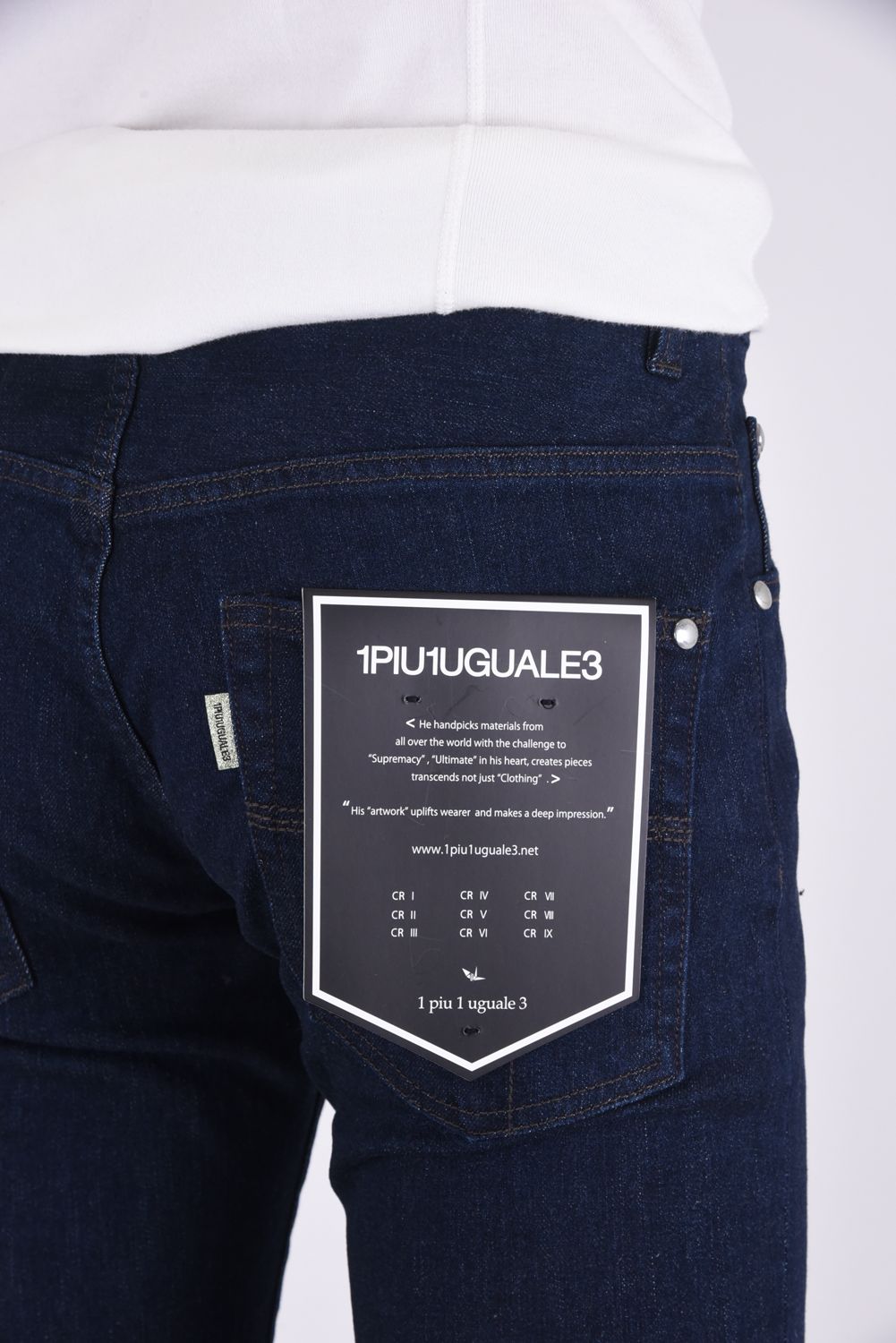 7,400円【値下げ】1piu1uguale3  9 TAPERED ダメージデニム　ブルー