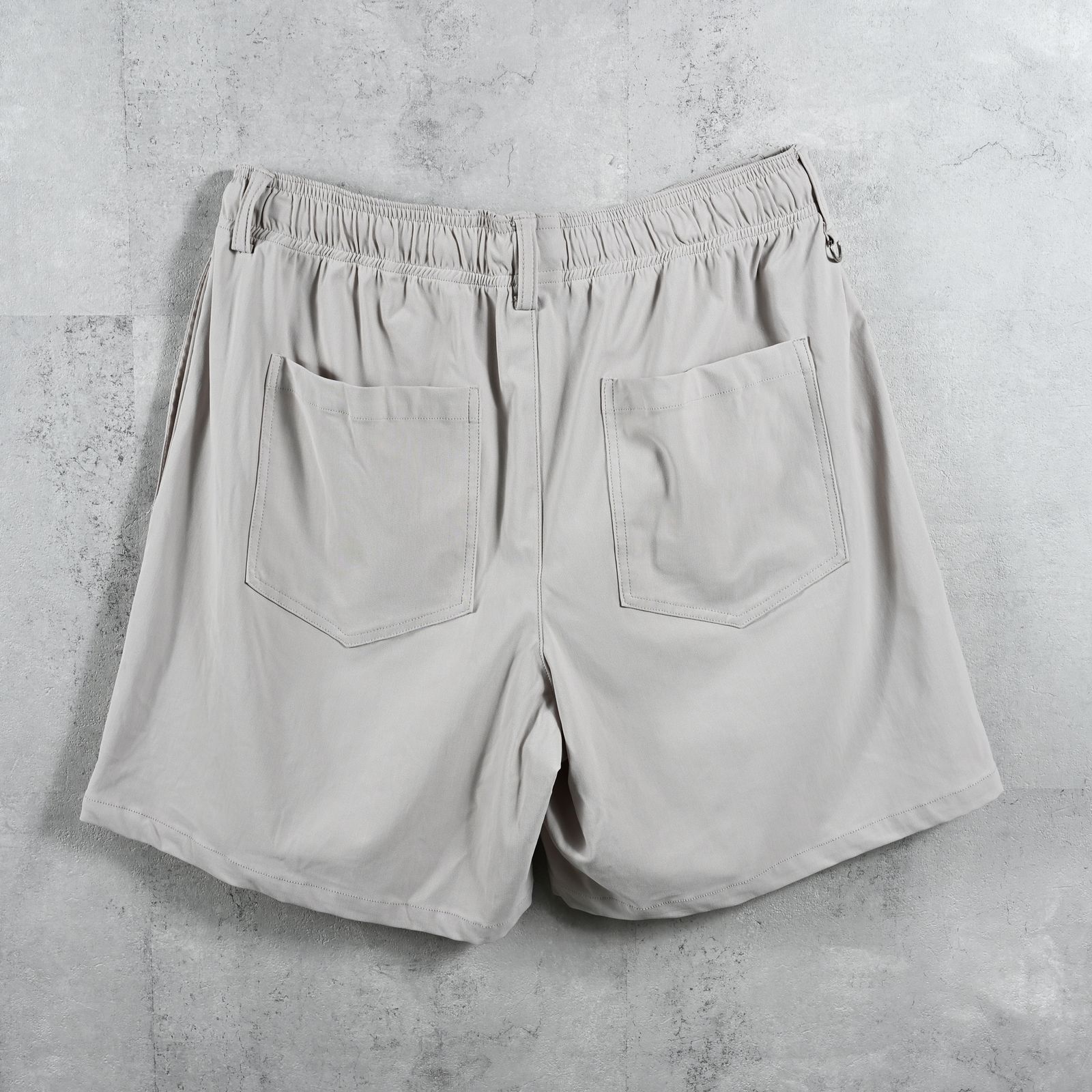 TV NYLON SHORTS / ナイロンマイクロファイバー ルーズフィット ショートパンツ グレージュ