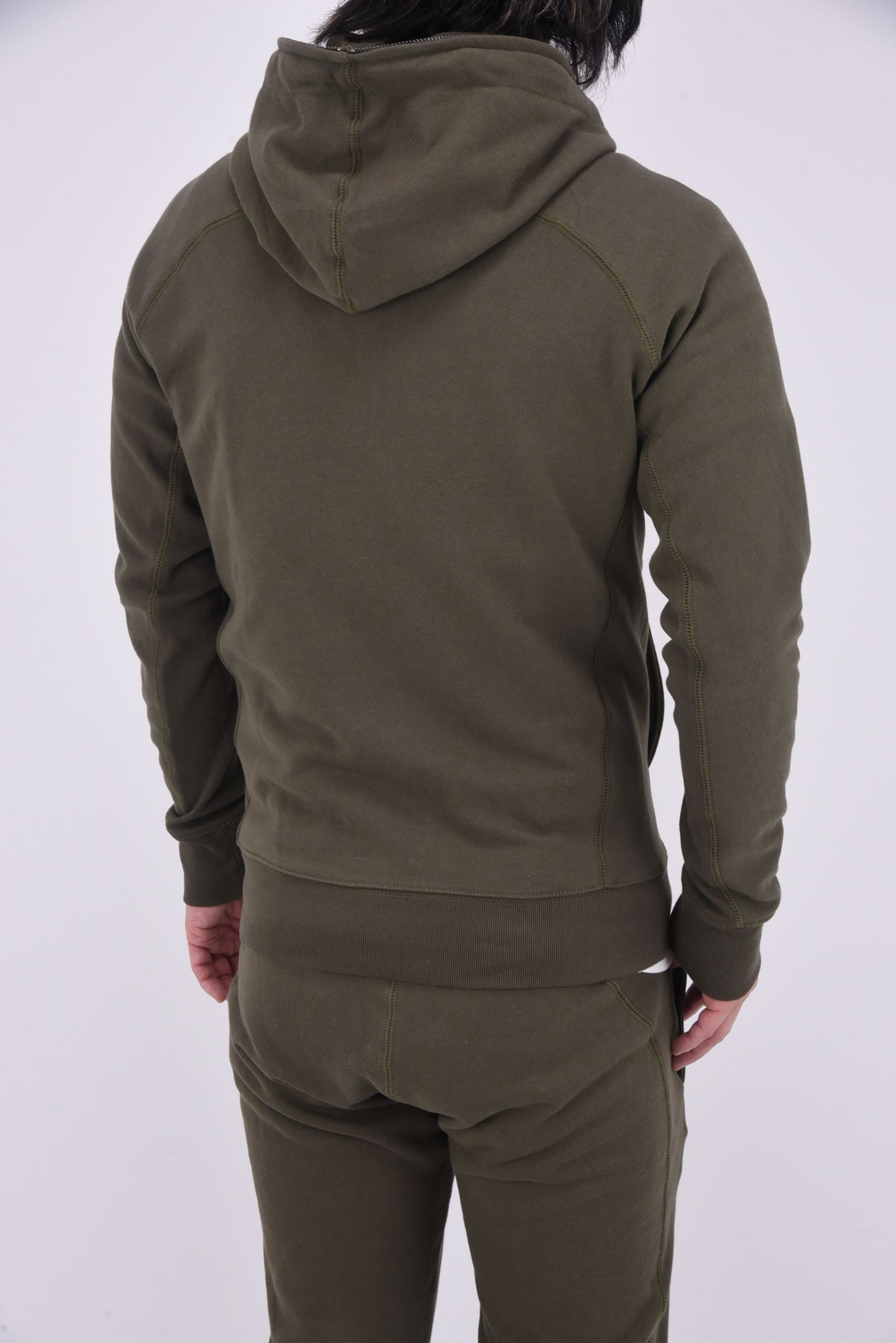 TAPE LOGO HOODIE / テープロゴ ジップアップフーディー (カーキ)