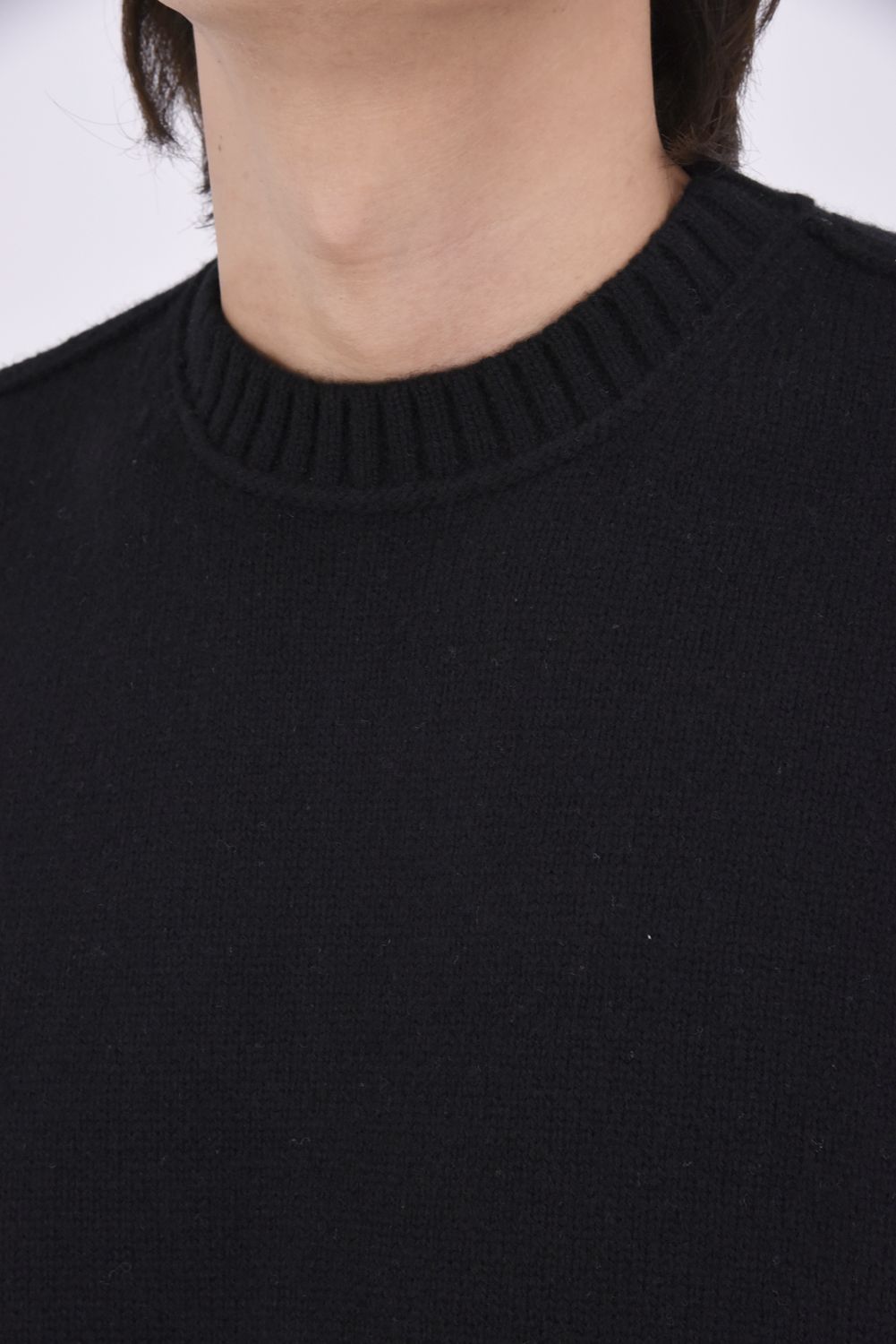 SEAM DETAIL CREWNECK / シーム ディテール クルーネック ニット (ブラック)