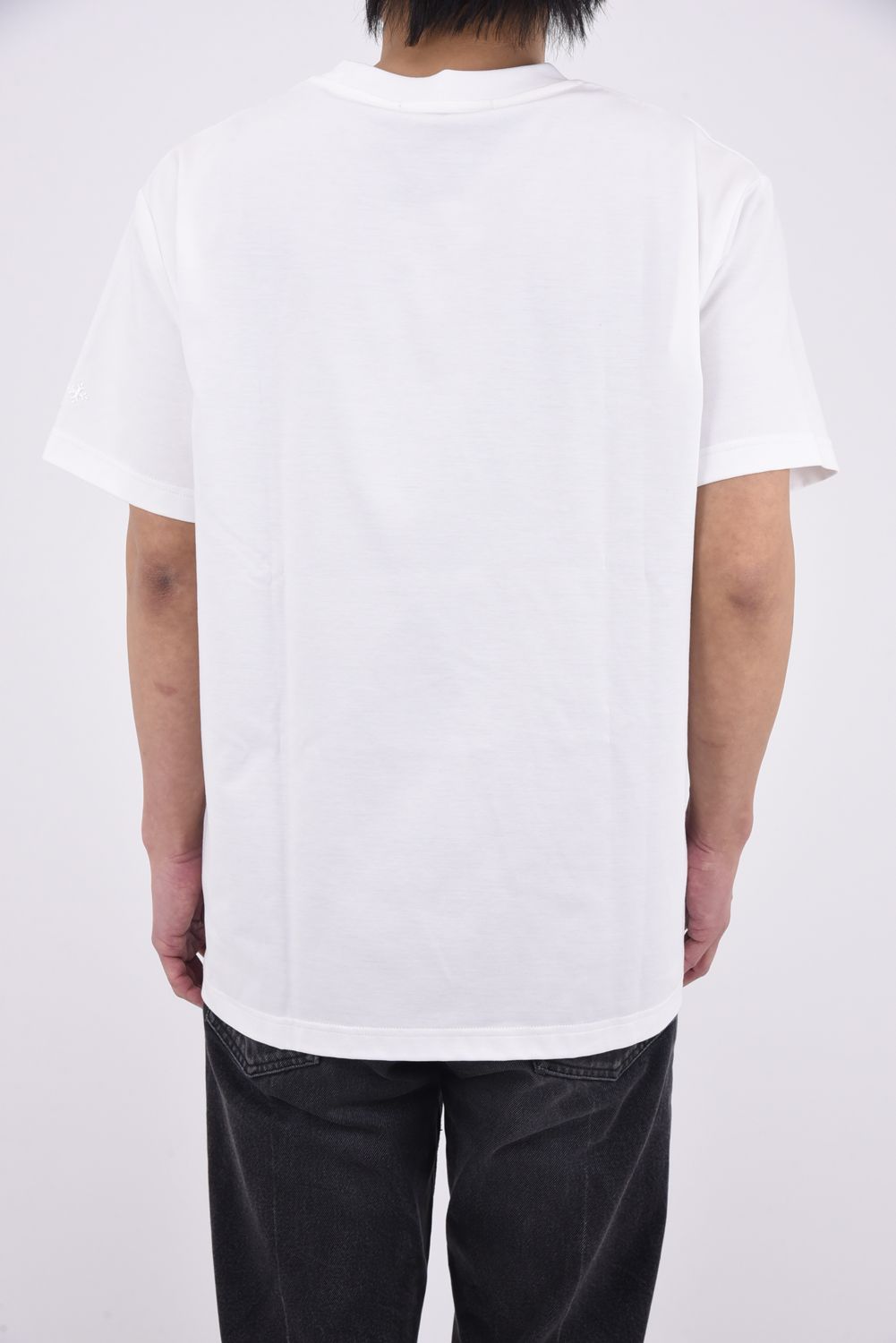 INIGO (イニゴ) / フロントロゴ クルーネック Tシャツ ホワイト