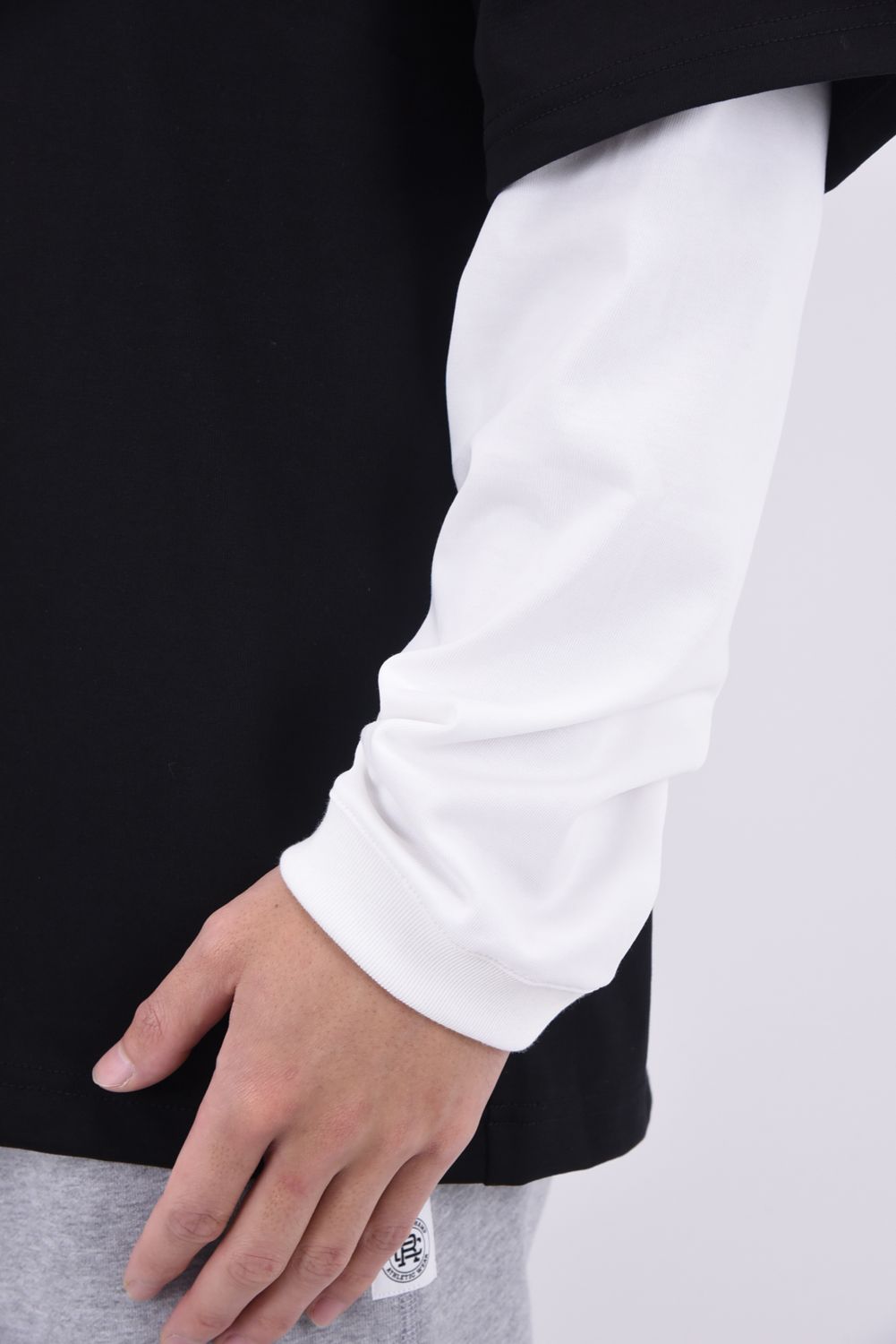 FAKE LAYERED LONGSLEEVE / ロングスリーブフェイクレイヤードTシャツ ブラック / ホワイト
