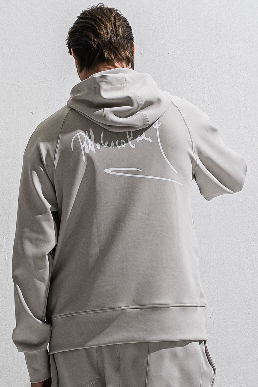 SIGN ZIP HOODIE / サインプリント ジップアップパーカー (グレージュ) (2月上旬入荷予定) ※オーダー締切12/13(土)17:00