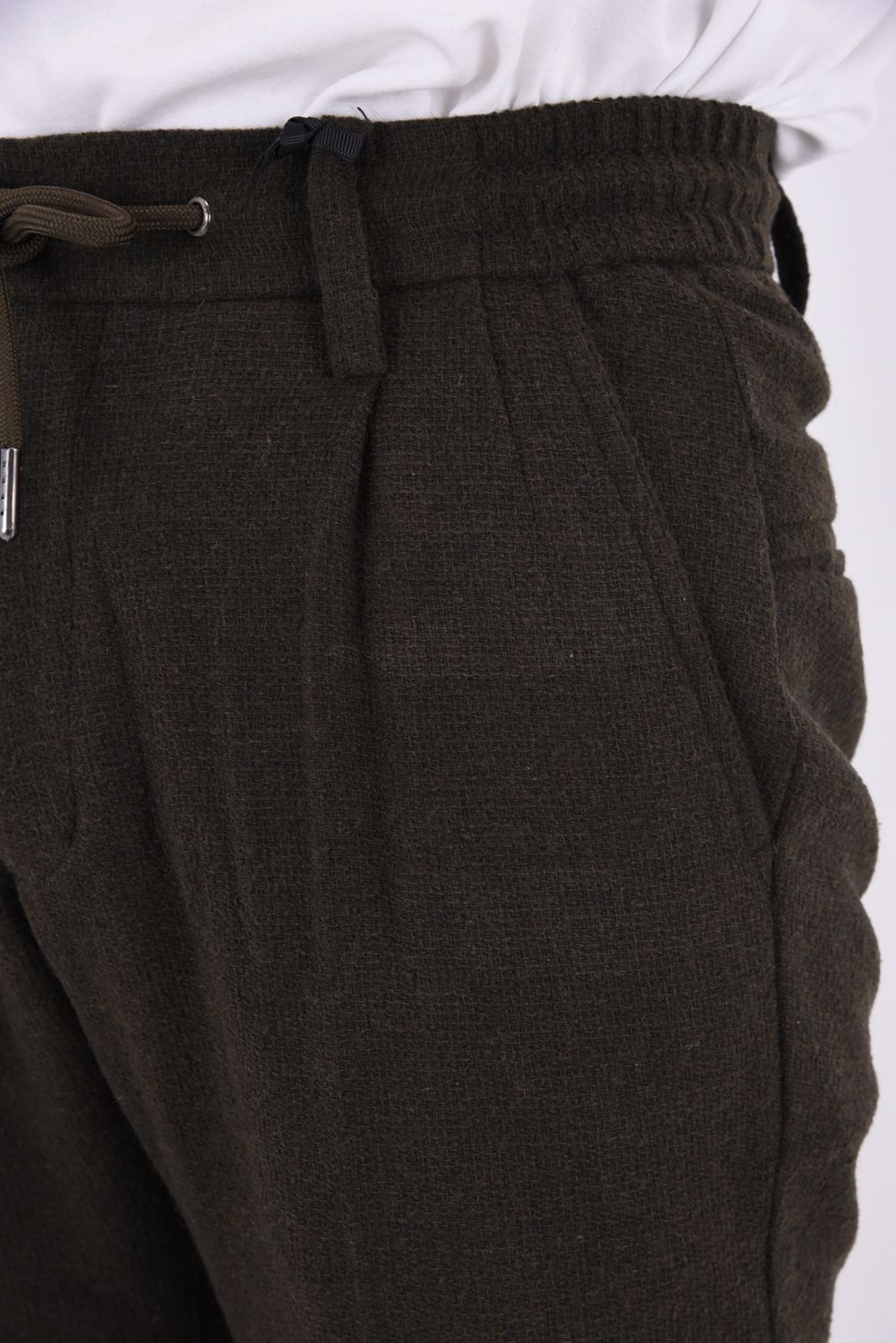 【26AW】【セットアップ】 WOOL-BLEND CAMO-EMBOSSED JACKET & SLACKS / ウール混 エンボスカモフラージュ テーラードシングルジャケット&イージースラックス (カーキ)