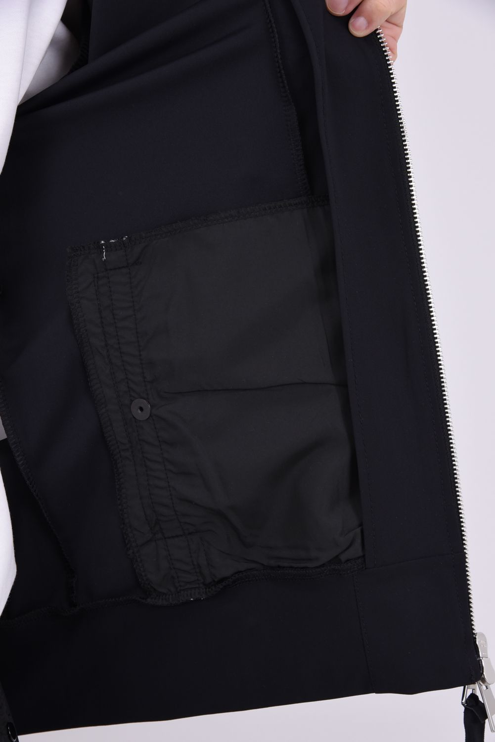 【26AW】 SIPHO / ブランドロゴ ハイブリッド ジップアップパーカー (ブラックカーボン)