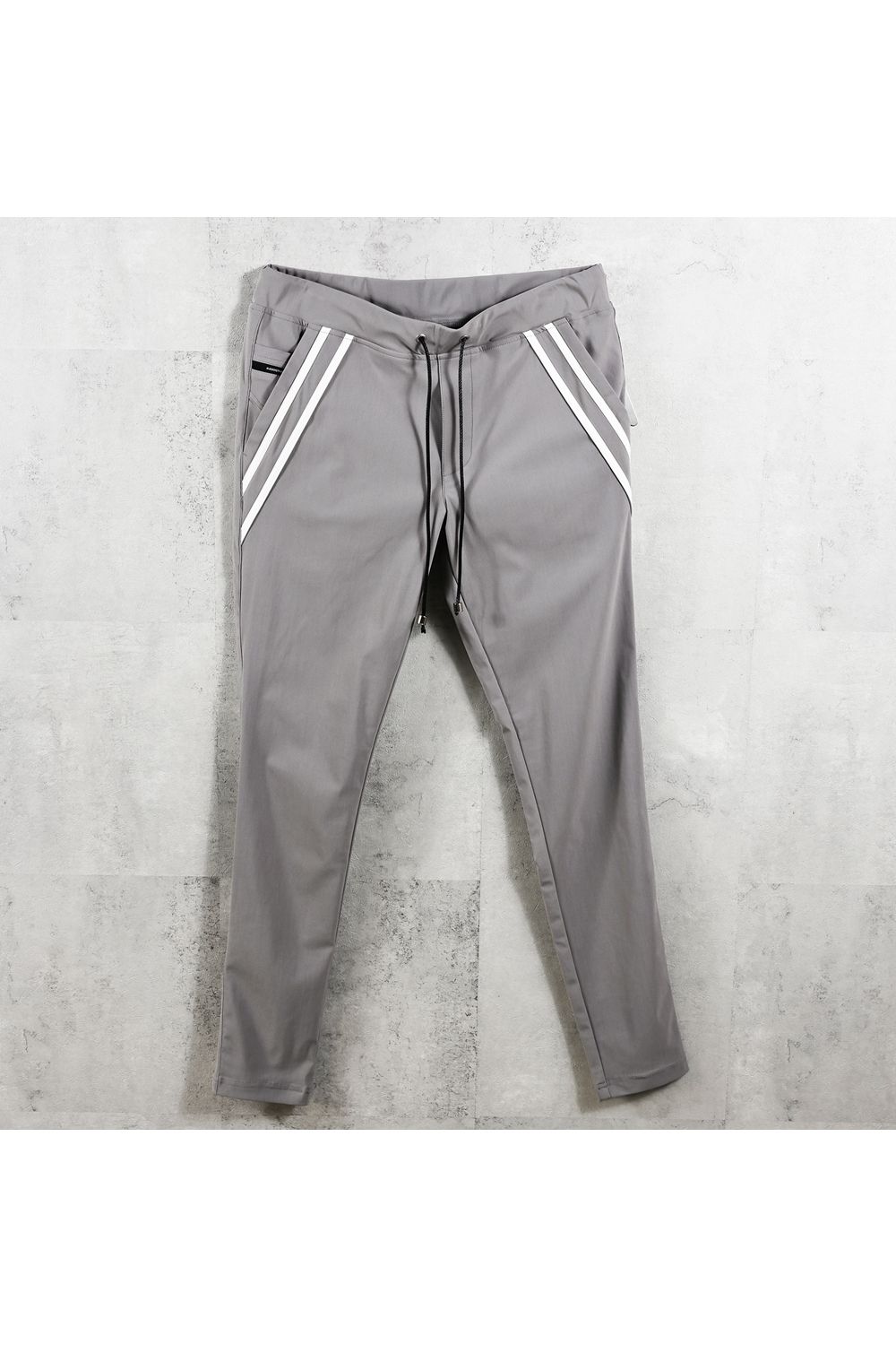 EDGE NYLON PT / 【定番】 ナイロンマイクロファイバー エコレザーライン スキニーイージーパンツ (グレー) (4月末入荷予定) ※オーダー締切:2月15日(日)18時