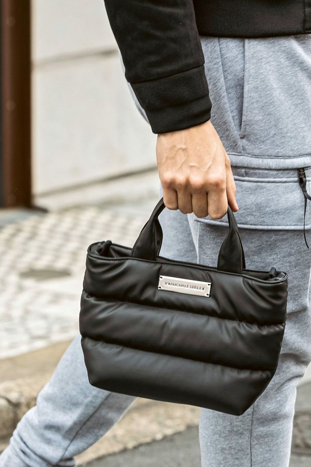 LIGHT SYNTHETIC LEATHER MINI PADDED TOTE BAG / シルバーロゴプレート パデッド ミニトートバッグ  (ブラック) (9月上旬入荷予定)