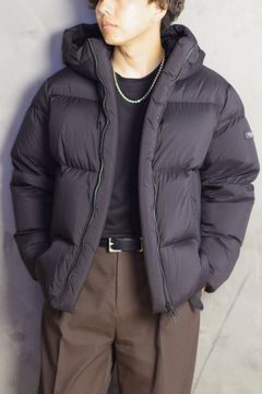 GOFI (ゴフィ) / マットナイロン オーバーサイズ ダウンジャケット ブラック