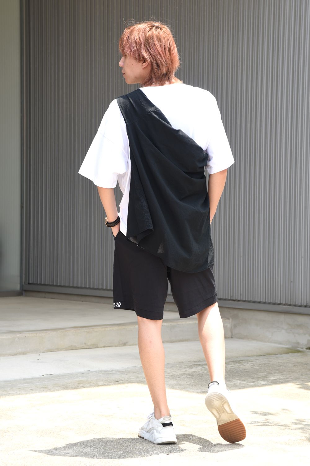 【White Mountaineering】 シャツ×ショーツスタイル
