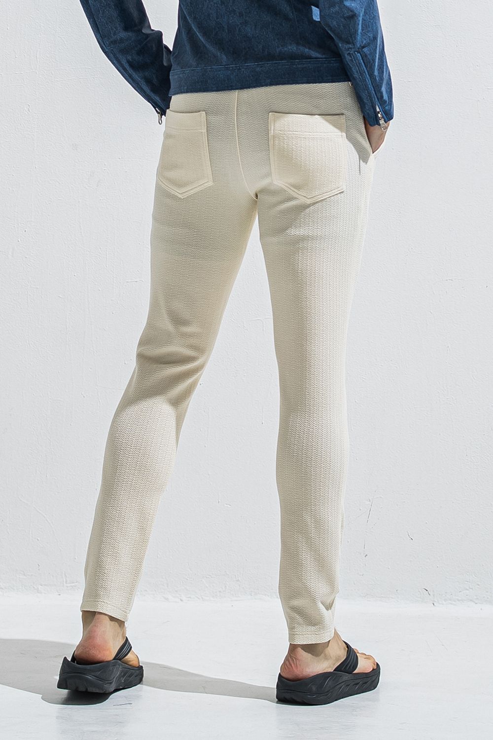 CHRIS EASY TUCK PANTS / ブリスターニット スラックスイージータックパンツ (オフホワイト) (4月中旬入荷予定) ※オーダー締切:2月15日(日)18時