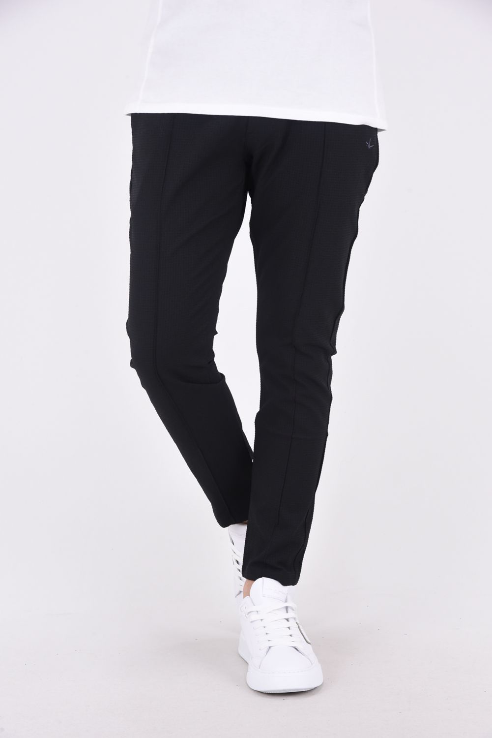 SEERSUCKER SLACKS / ロゴ刺繍 シアサッカー スラックス ブラック
