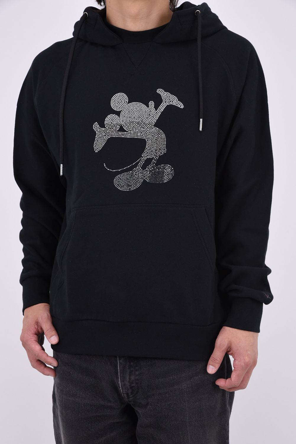 【26AW】 MICKEY SILHOUETTE GRADATION LINESTONE HOODIE / ミッキー シルエット グラデーション ラインストーン フーディー (ブラック)