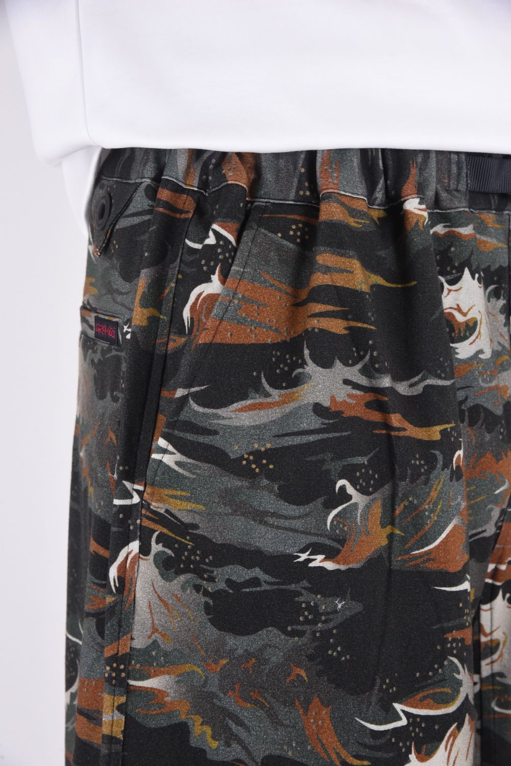 WM x GRAMICCI WAVE CAMO WIDE SHORTS PANTS / グラミチコラボ オリジナルカモ プリント ワイトショーツ ブラック