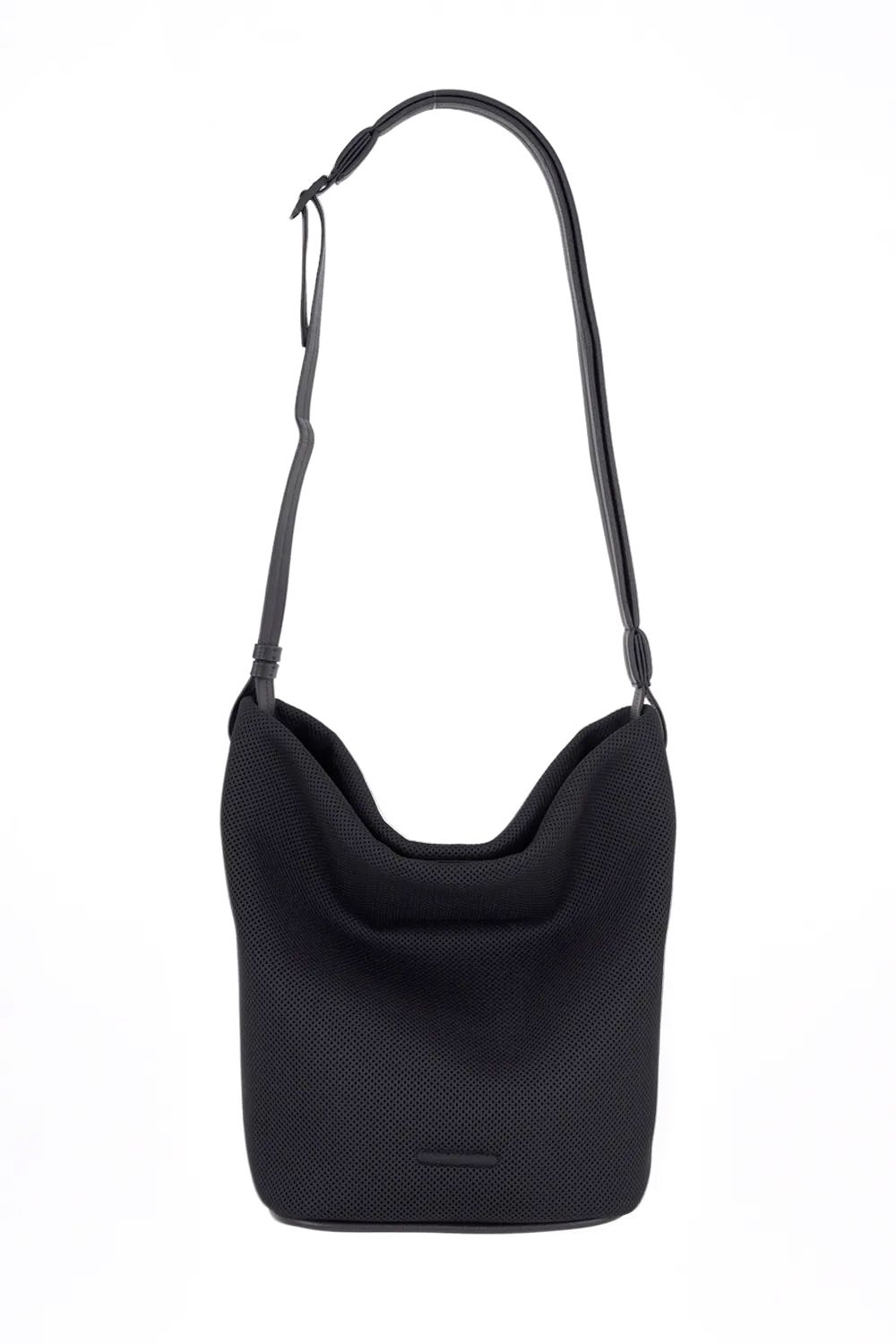 ESSENTIAL DOUBLE RUSSELL HOBO MIDIUM / メッシュ素材 レザーストラップ ショルダートートバッグ (ブラック)