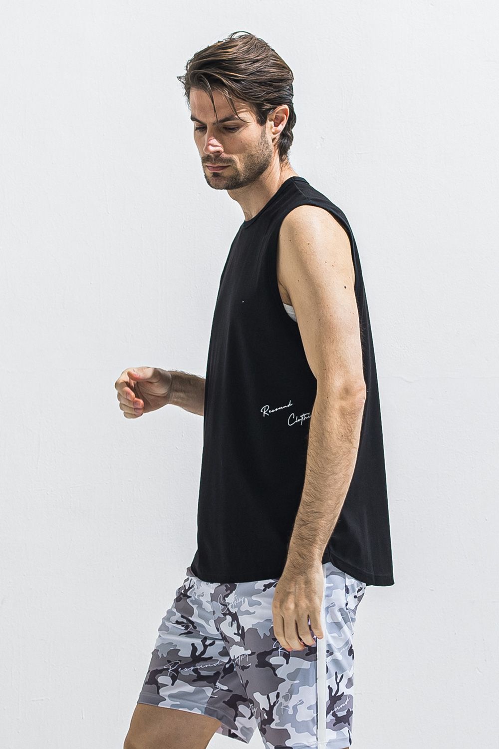 OVER NO SLEEVE / サイドロゴ オーバーサイズ ノースリーブ （ブラック） (6月上旬入荷予定) ※オーダー締切:2月15日(日)18時