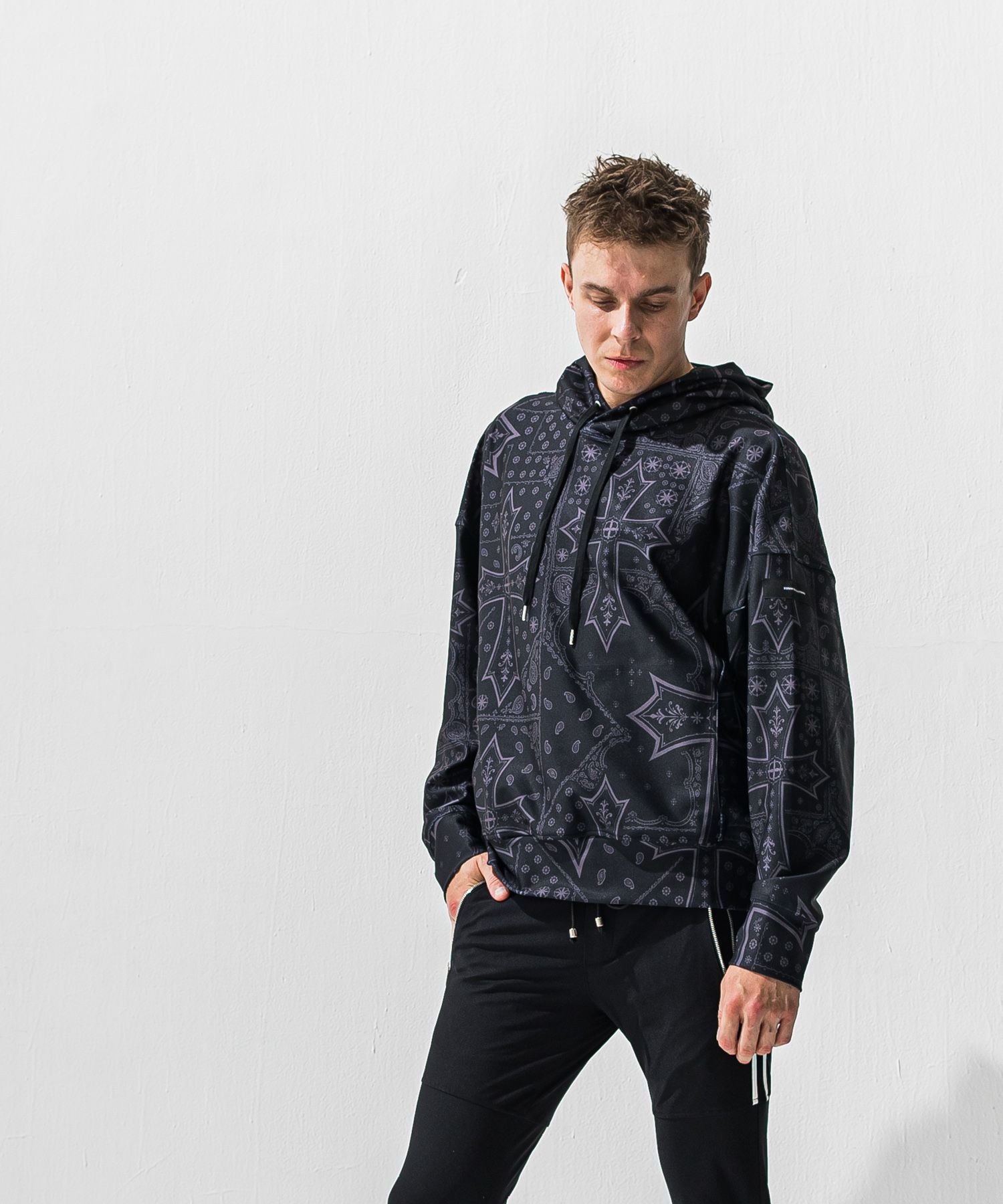 OVER HOODIE / トリコット オーバーパーカー (クロスブラック) (1月上旬入荷予定) ※オーダー締切:9月7日(月)17時