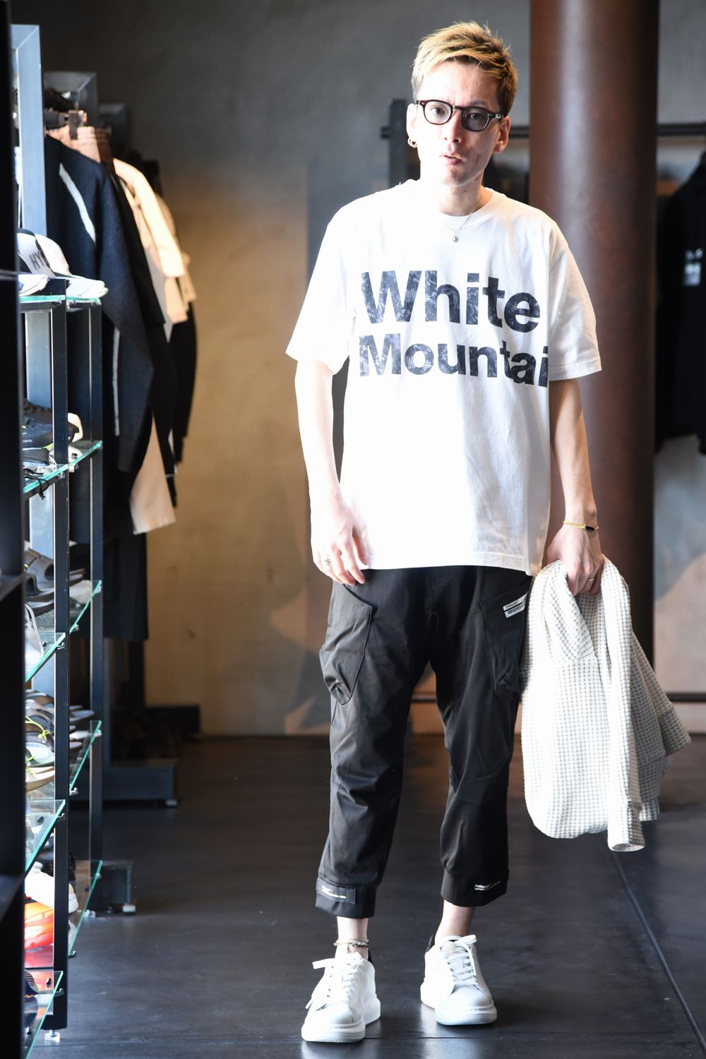 これからのシーズンにオススメしたいリラックス感のあるラフなカジュアルコーデ